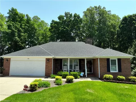 516 Lynchburg Rd, Pilot Mountain, NC 27041