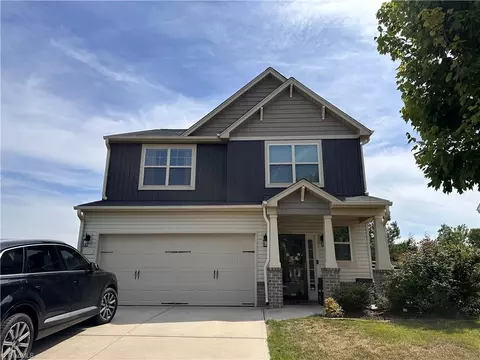 2751 Mayfield Dr, Graham, NC 27253