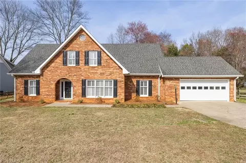 217 Mctavish Ln, Winston Salem, NC 27103