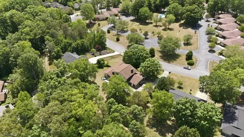 View/Area - 1108 Gatehouse Rd, High Point, NC 27262 photo 1 of 3