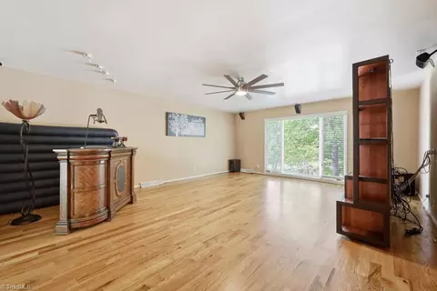 Living - 1108 Gatehouse Rd, High Point, NC 27262 photo 2 of 4