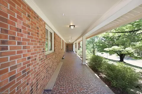 Exterior - 1108 Gatehouse Rd, High Point, NC 27262 photo 2 of 2