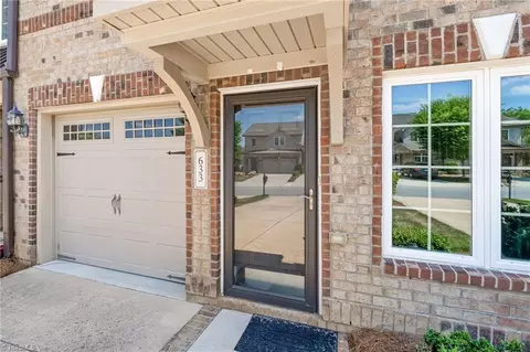 633 Stags Leap Ct, High Point, NC 27265