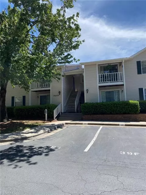 5639 Hornaday Rd #G, Greensboro, NC 27409