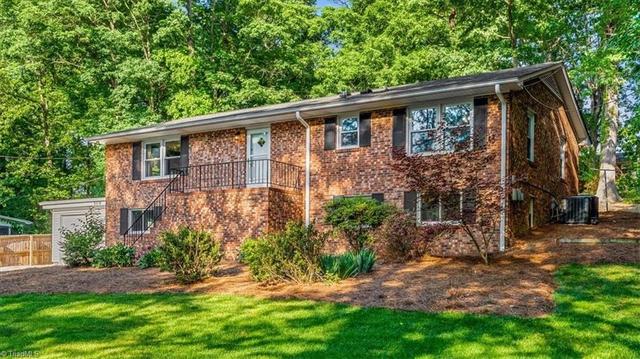 509 Valleybrook Dr, Jamestown, NC 27282
