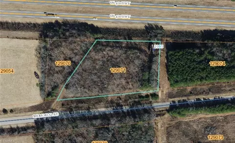 2095 Memorial Rd, Yadkinville, NC 27055