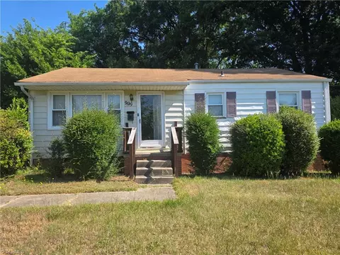 909 Florida St E, Greensboro, NC 27406