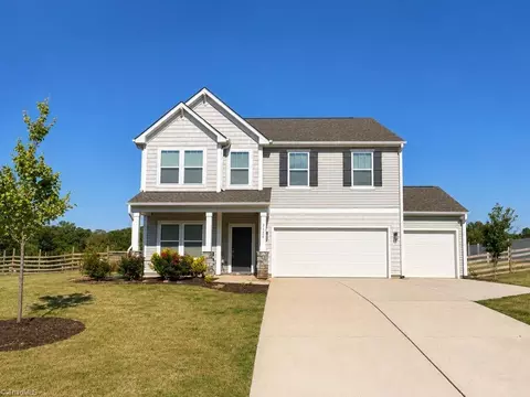 3125 Fortnight Rd, Pfafftown, NC 27040