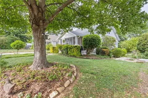 821 Watson Ave, Winston Salem, NC 27103