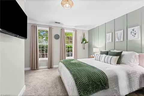 Bedroom - 141 Leeds Ln, King, NC 27021 photo 3 of 4