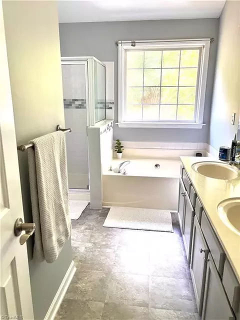 Bath - 141 Leeds Ln, King, NC 27021 photo 7 of 7