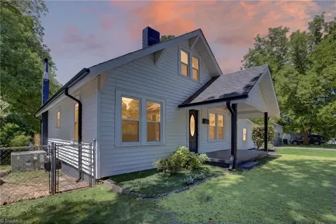 529 Peachtree St, Asheboro, NC 27203