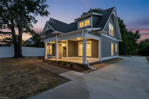 213 English St S, Greensboro, NC 27401