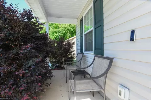 Exterior - 3203 Loftyview Dr, High Point, NC 27260 photo 5 of 9