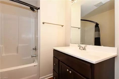 Bath - 3203 Loftyview Dr, High Point, NC 27260 photo 1 of 4