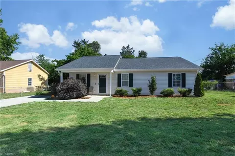 Exterior - 3203 Loftyview Dr, High Point, NC 27260 photo 2 of 9