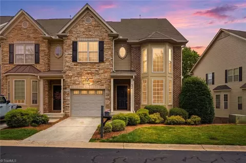 32 Tanner Woods Ln, Greensboro, NC 27410