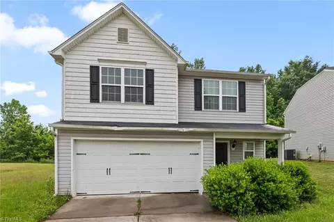 1101 Caden Village Cir, Lexington, NC 27295