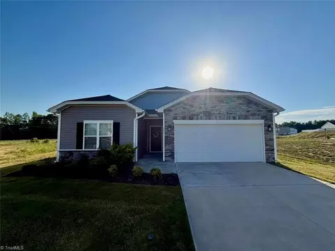 113 Tally Meadow Ct, Lexington, NC 27295