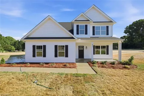 861 Sedge Garden Rd, Kernersville, NC 27284