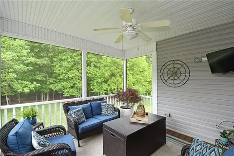 Exterior - 6844 Orchard Path Dr, Clemmons, NC 27012 photo 3 of 11