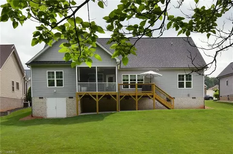 Exterior - 6844 Orchard Path Dr, Clemmons, NC 27012 photo 8 of 11