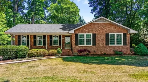 1912 Strathmore Dr, Greensboro, NC 27410