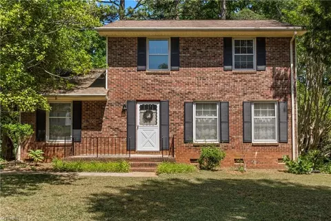 1149 Edenwood Dr, Winston Salem, NC 27103