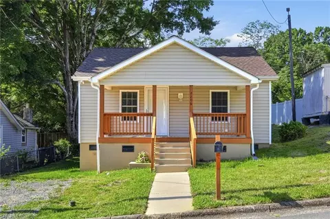 2206 Dunbar St, Winston Salem, NC 27105