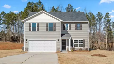 301 Balsam Fir Ct, Thomasville, NC 27360