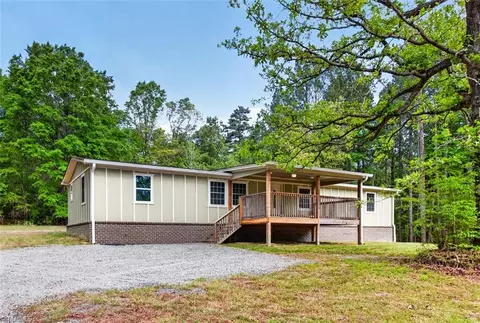 1152 Browns Mill Rd, Robbins, NC 27325
