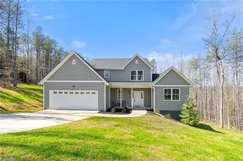2578 Whipporwill Ct, Rural Hall, NC 27045