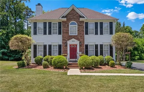 9036 Jefferson Woods Dr, Rural Hall, NC 27045