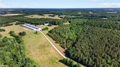000 Burgess Cattle Dr, Ramseur, NC 27316