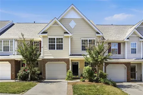 5624 Harbor House Dr, Greensboro, NC 27410