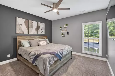 Bedroom - 552 Tom Hunter Rd, Pilot Mountain, NC 27041 photo 7 of 9