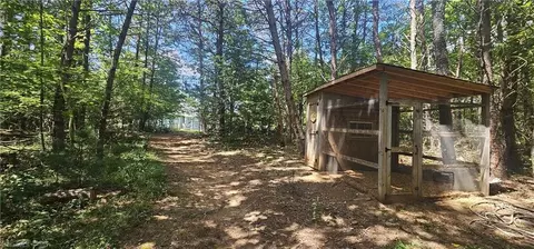 Exterior - 552 Tom Hunter Rd, Pilot Mountain, NC 27041 photo 5 of 5