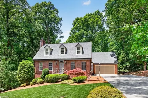1673 Brevard Dr, Asheboro, NC 27205