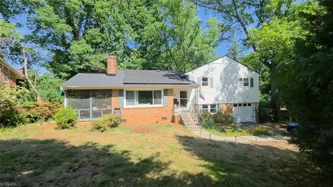 611 Candlewood Dr, Greensboro, NC 27403