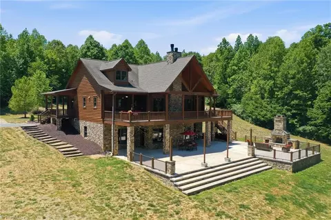 354 Wenasa Trl, Yanceyville, NC 27379