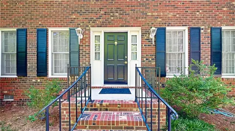 1711 Scarborough Rd, High Point, NC 27265