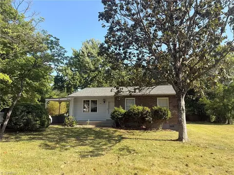 204 Blackstock St, Eden, NC 27288