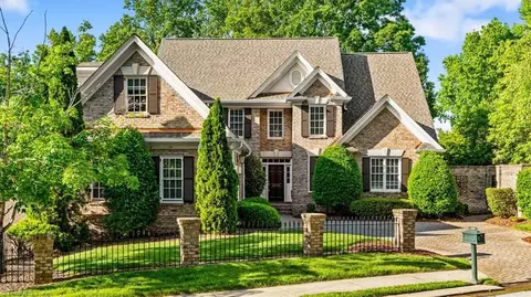 4308 Doverstone Ln, Greensboro, NC 27407