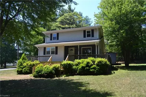 100 Coleman St, Mayodan, NC 27027