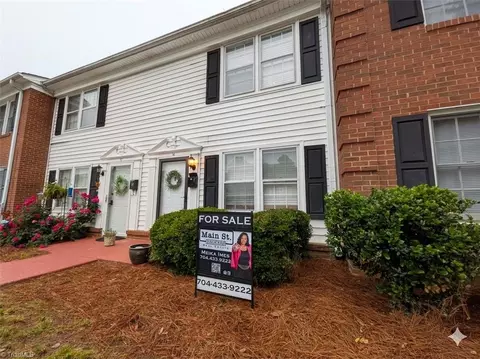 311 Salisbury St #58, Kernersville, NC 27284