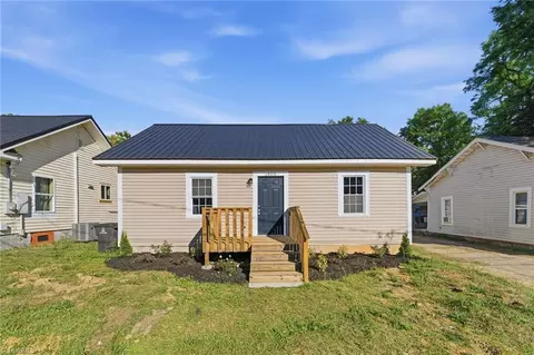 1805 SE Center St, Winston Salem, NC 27127