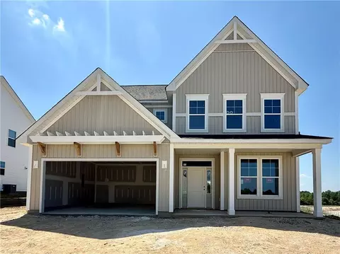 386 Yarrow Dr, Lexington, NC 27295