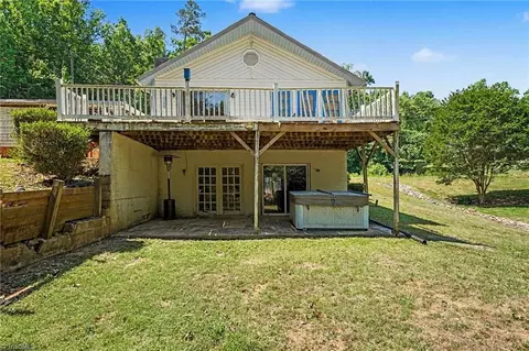 293 Oriole Dr, Lexington, NC 27292
