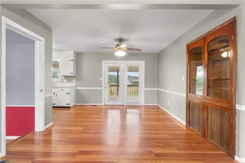 Living - 6754 Rosewood Dr, Trinity, NC 27370 photo 3 of 7