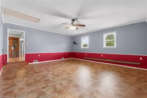 Living - 6754 Rosewood Dr, Trinity, NC 27370 photo 1 of 7